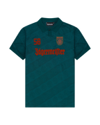 Tricou verde Jägermeister cu branding pe față.